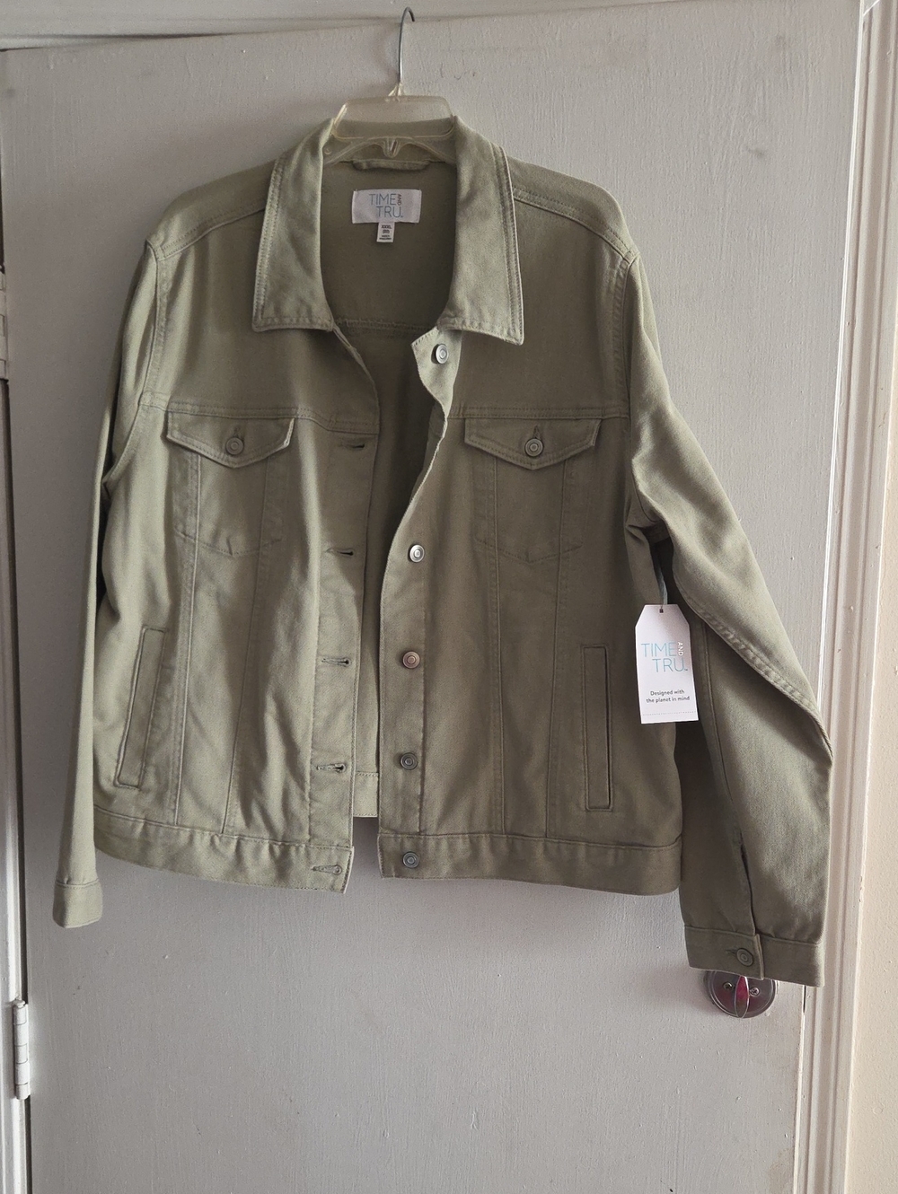 Time and Tru Woman's Olive Green Lightweight Shirt Jacket